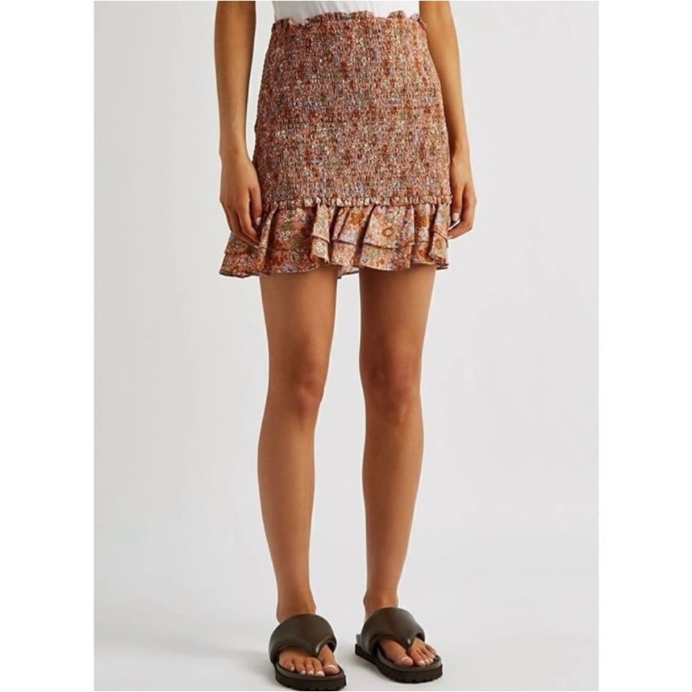Veronica Beard Melodie Miniskirt in Coral Floral - Picture 2 of 13